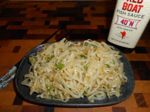 Low Carb Mung Bean Sprouts Salad